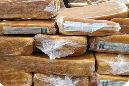 山东天然橡胶烟片胶现货行情大跌,价格普遍下调300元/吨